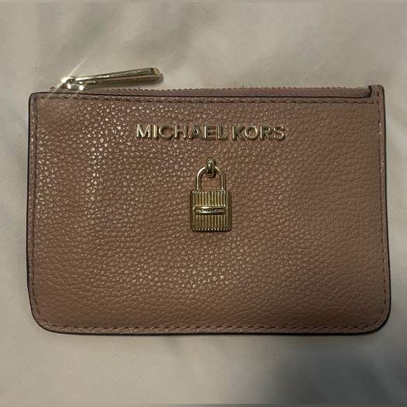 Michael Kors Wallet - Picture 2 of 9